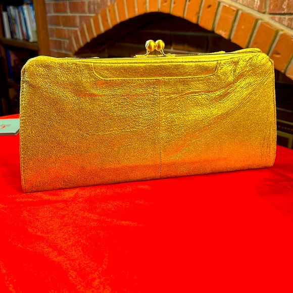 WOW POSHMARK - Authentic Gold Leather Date Night Supermodel Hobo Bag - Picture 4 of 11